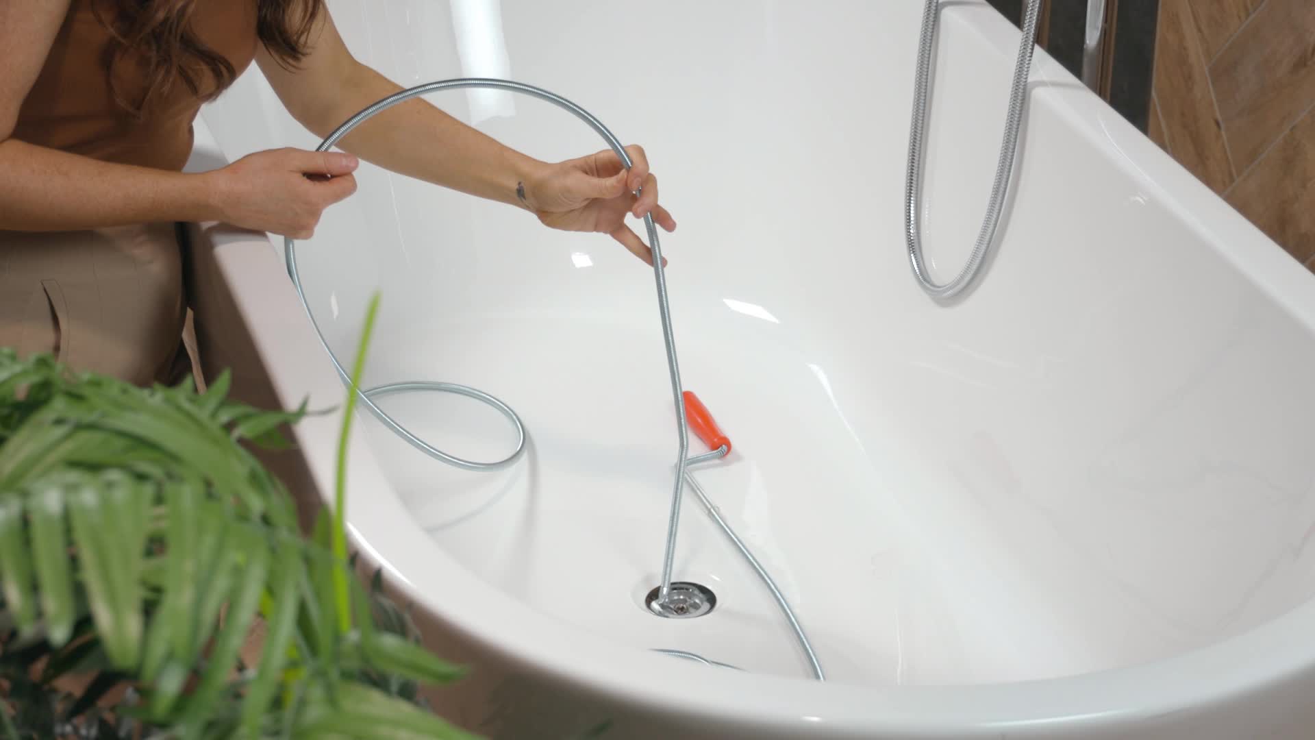 Relaxdays Rohrreinigungsspirale 15 m, für Waschbecken, WC, Produktbild-Vorschau 7
