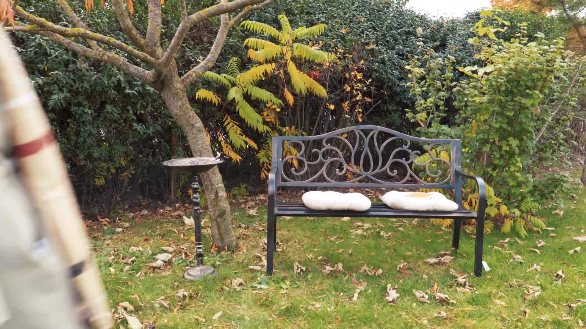 Relaxdays Vogeltränke Gusseisen, Vogelbad mit Ständer, Produktbild-Vorschau 7