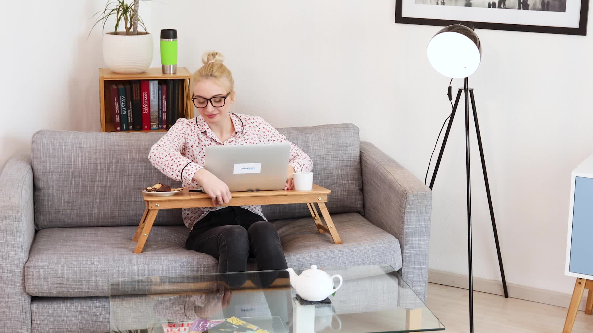 Relaxdays Laptoptisch Bambus XL, ideale Belüftung, Produktbild-Vorschau 7