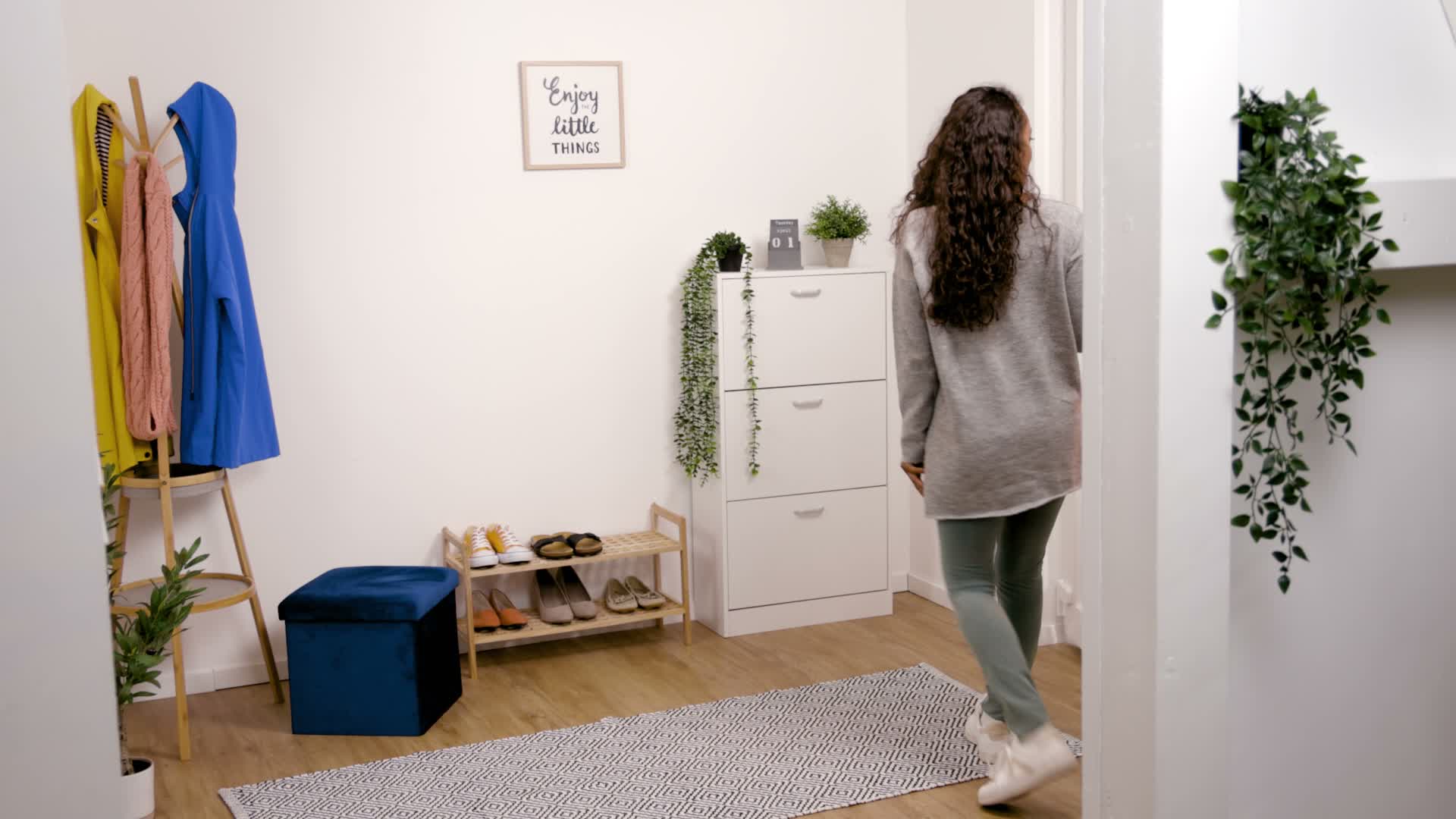 Relaxdays Gästehausschuhe 6 Paar, Hausschuhe Set mit Produktbild-Vorschau 7