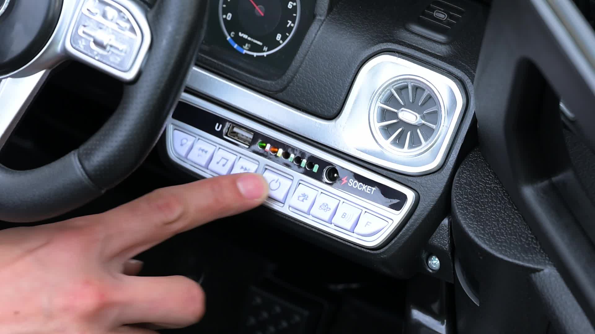 Mercedes-Benz G63 G-klasse Kinderauto Kinderfahrzeug Kinder Produktbild-Vorschau 7