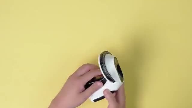 Phomemo E975 Beschriftungsgerät Prägegerät - 3D Produktbild-Vorschau 7