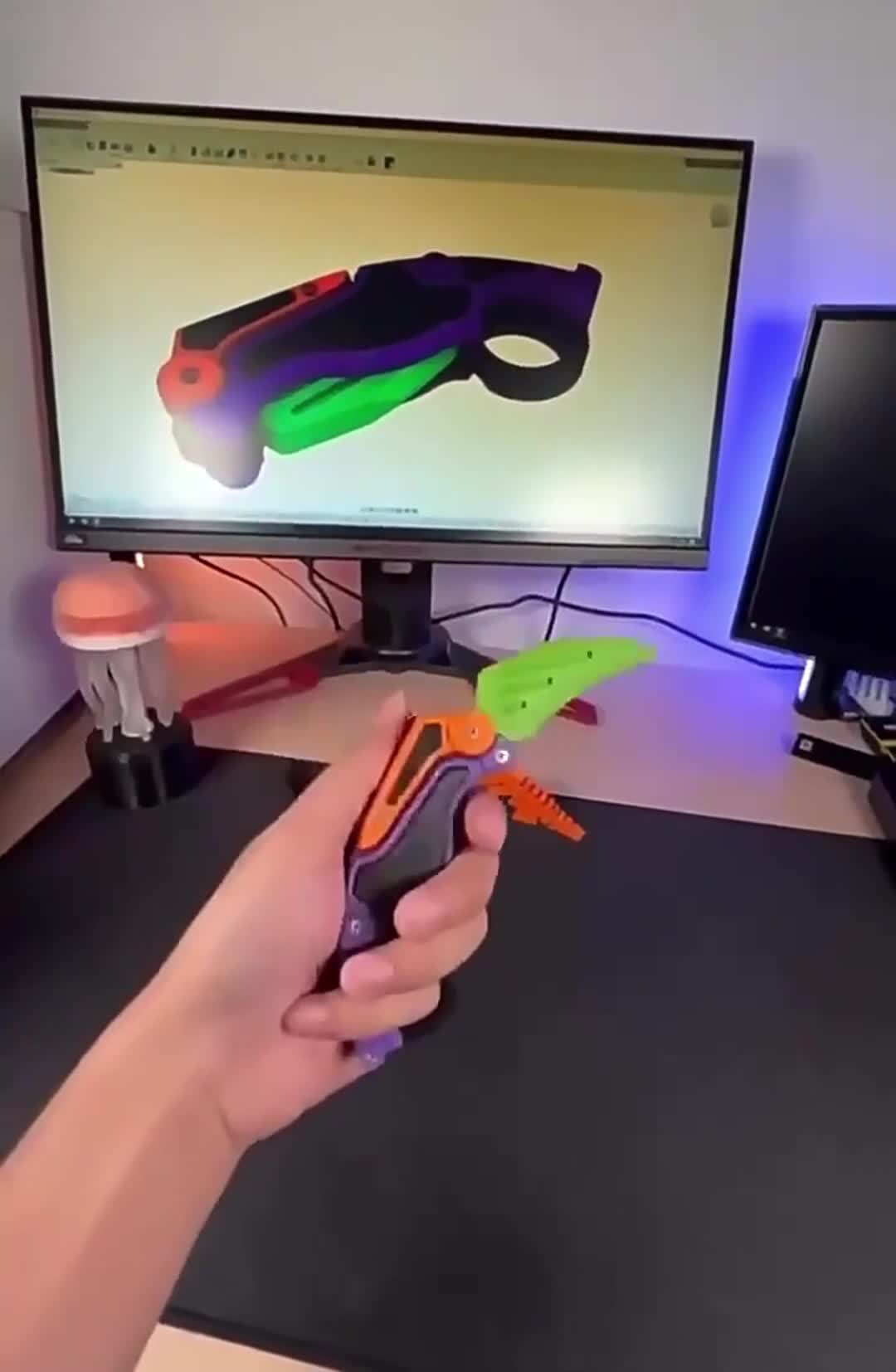 Súprava 2 antistresových hračiek - Gravity Claw fialová a Náhľad obrázku produktu 7