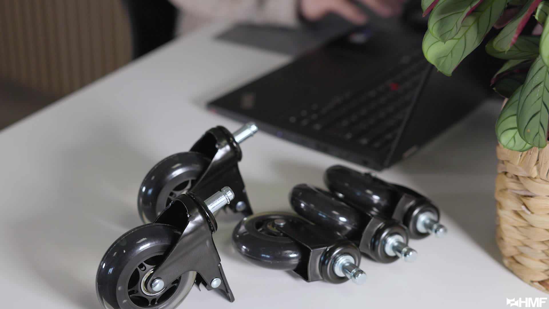 HMF 6810 Hartbodenrollen für Bürostuhl mit Bremsfunktion, 5 Produktbild-Vorschau 7