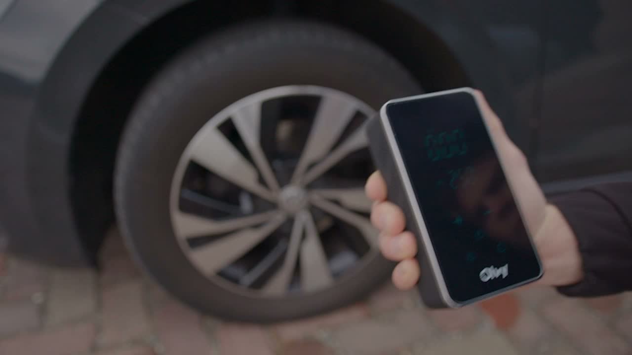 Olvy Luftkompressor, Mini Reifenpumpe 7000mAh, Elektrischer Produktbild-Vorschau 7
