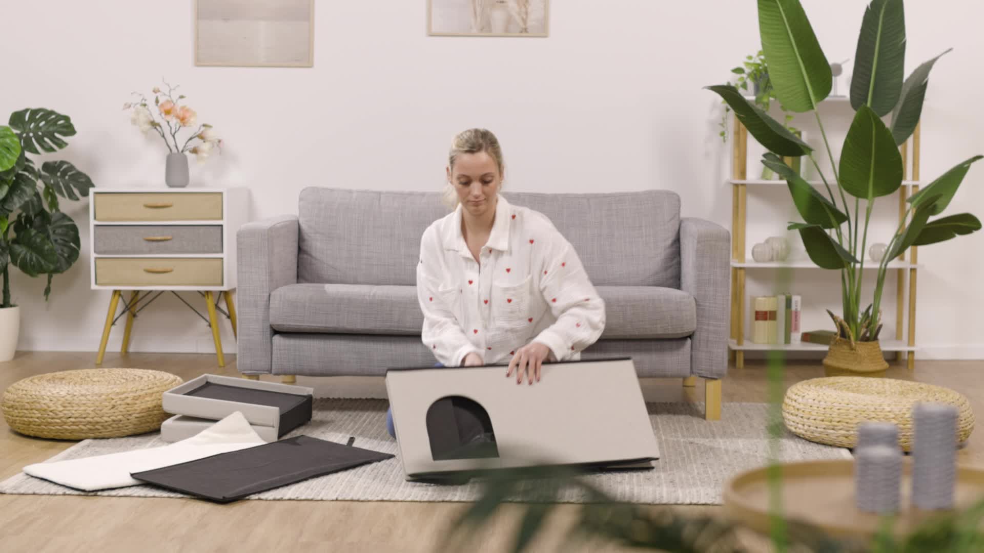 Relaxdays Katzenhöhle faltbar, belastbare Sitzbank, Produktbild-Vorschau 7