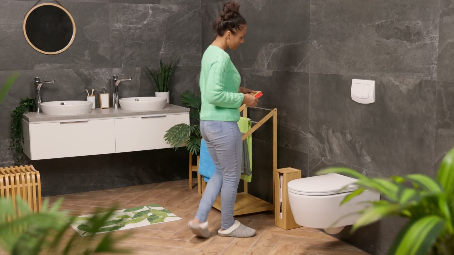 Relaxdays Toilettenpapierhalter ohne Bohren, Bambus, Produktbild-Vorschau 7