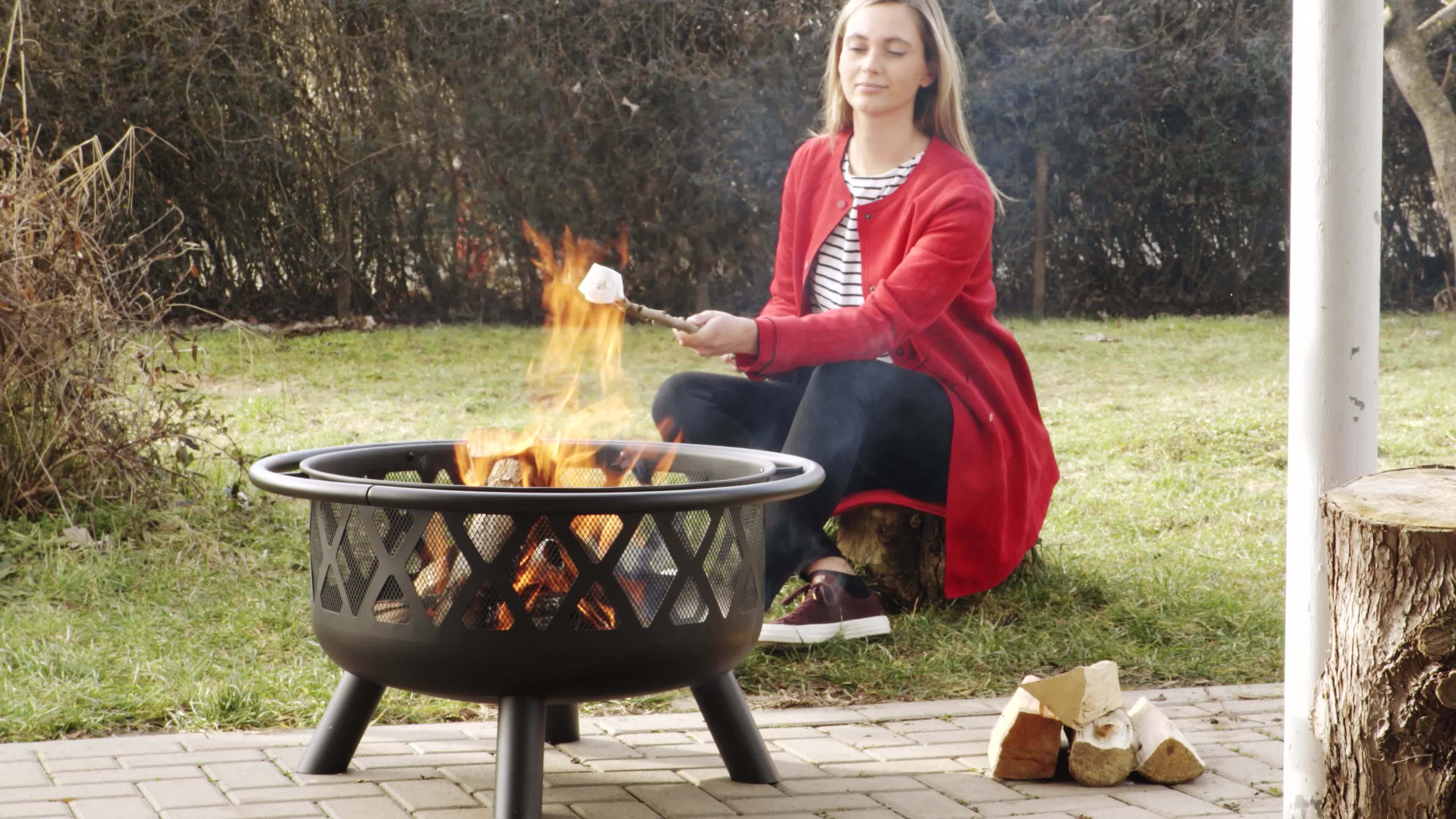 Relaxdays Feuerschale mit Funkenschutz, Garten & Terrasse, Produktbild-Vorschau 7