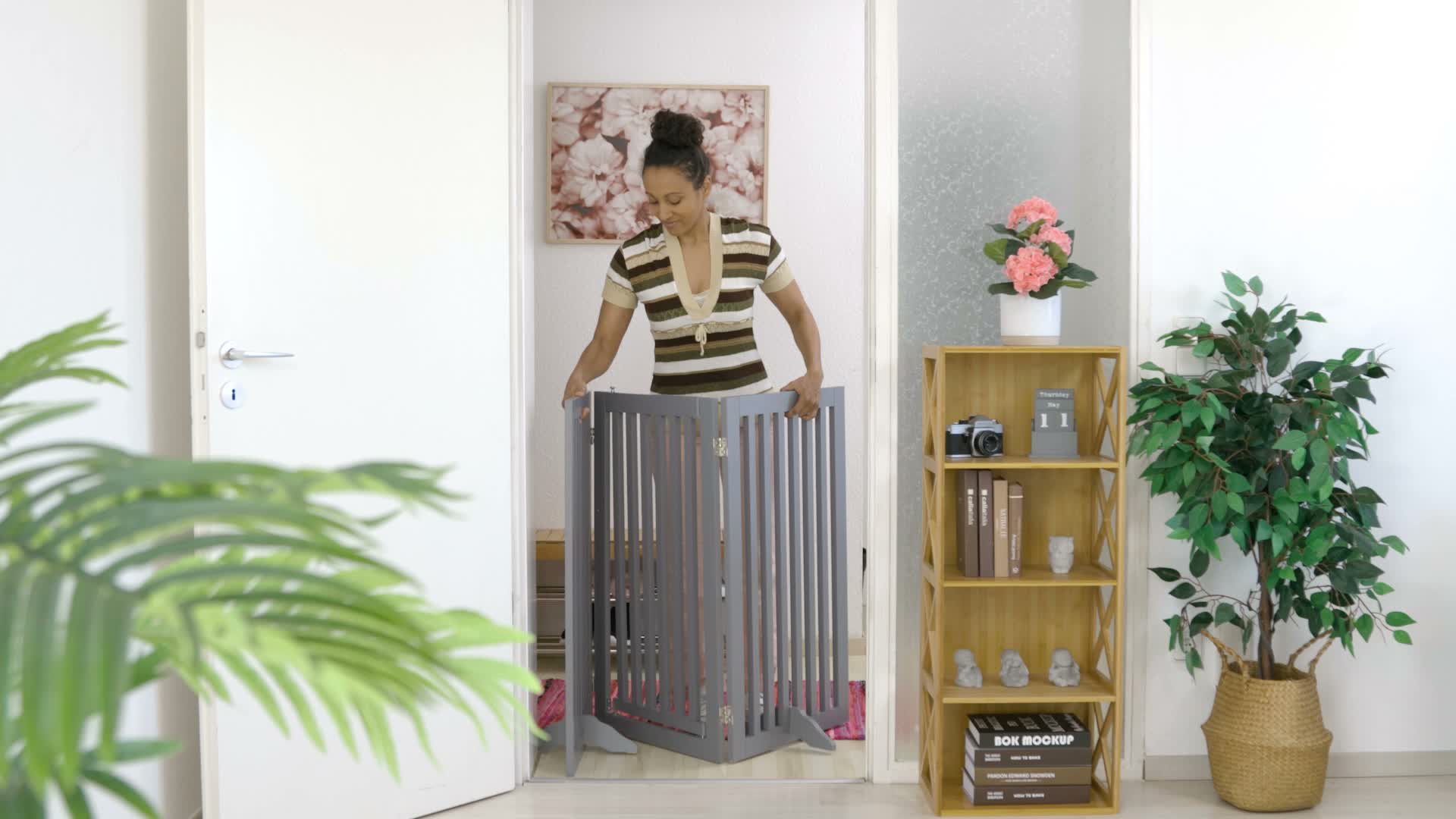 Relaxdays Absperrgitter, HxB: 92 x 154 cm, faltbar, mit Tür Produktbild-Vorschau 7