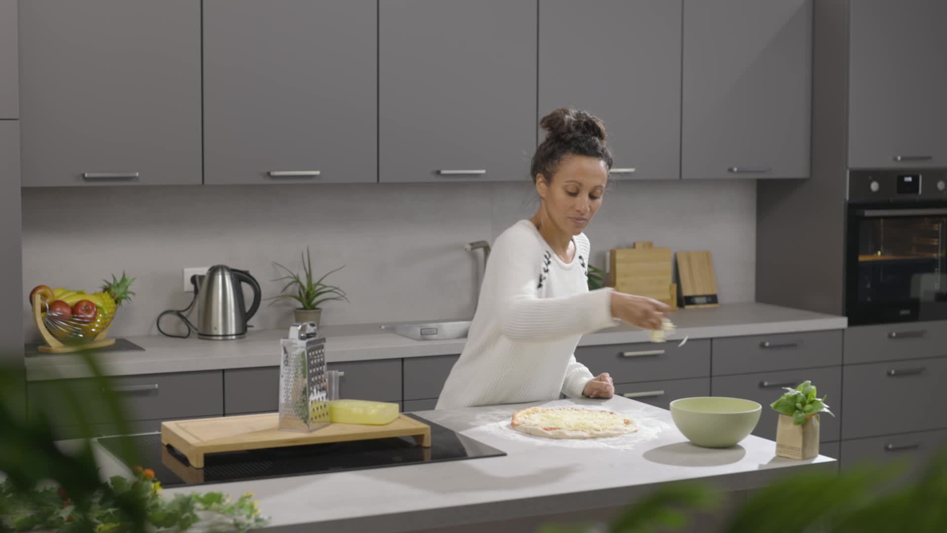 Relaxdays Pizzaschieber, Edelstahl, klappbarer Holzgriff, Produktbild-Vorschau 7
