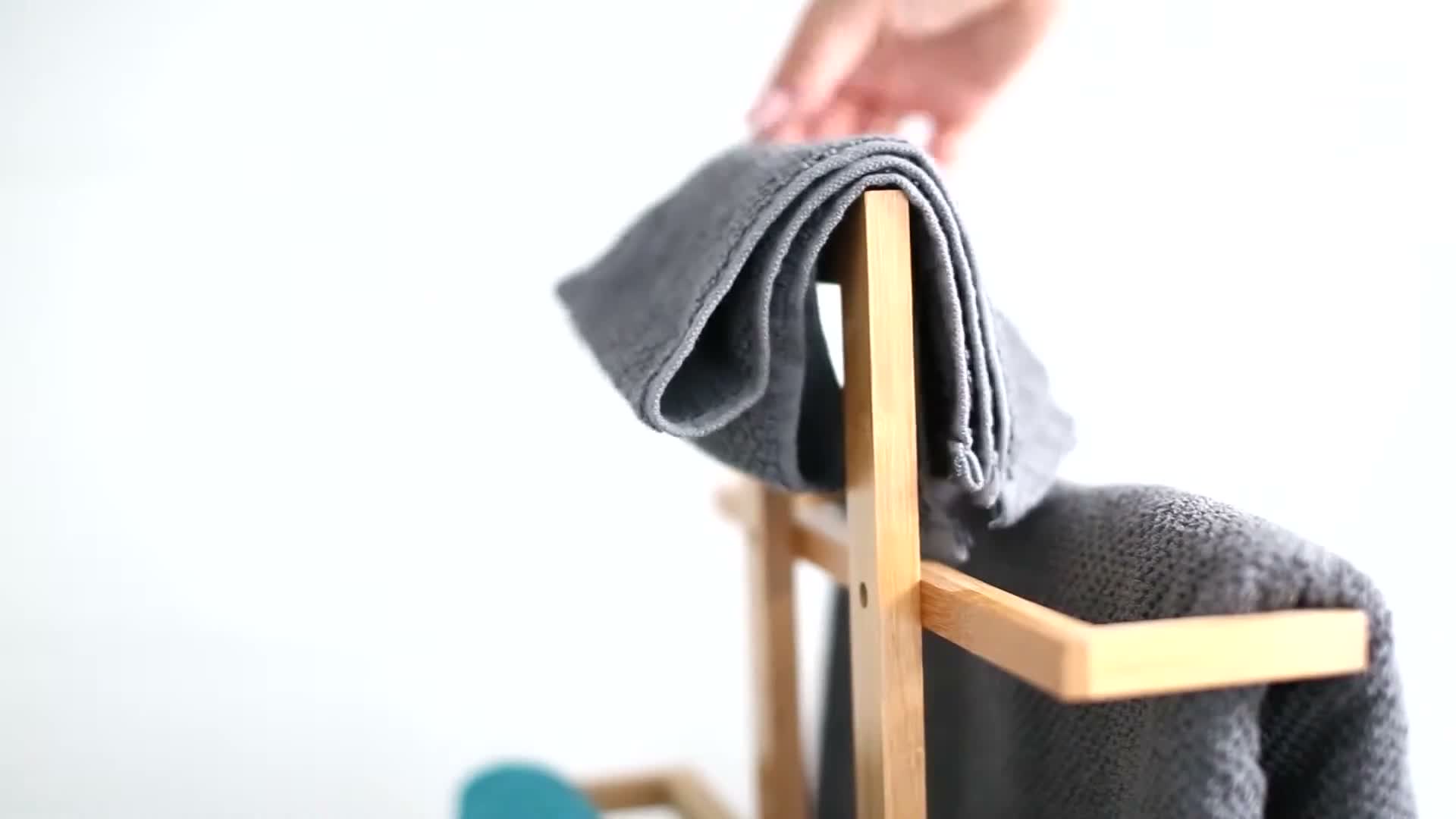 Relaxdays Handtuchständer Bambus, 2 Stangen, Produktbild-Vorschau 7