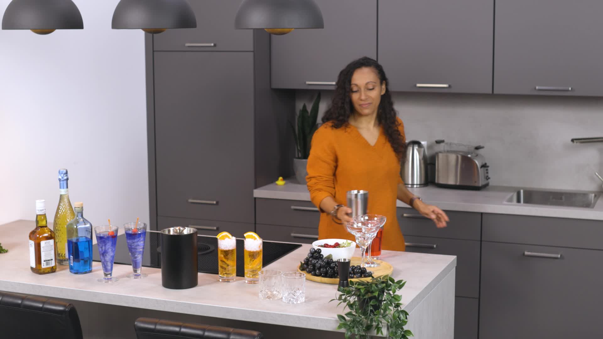 Relaxdays Cocktail Shaker Boston, 2-teiliger Cocktailmixer, Produktbild-Vorschau 7