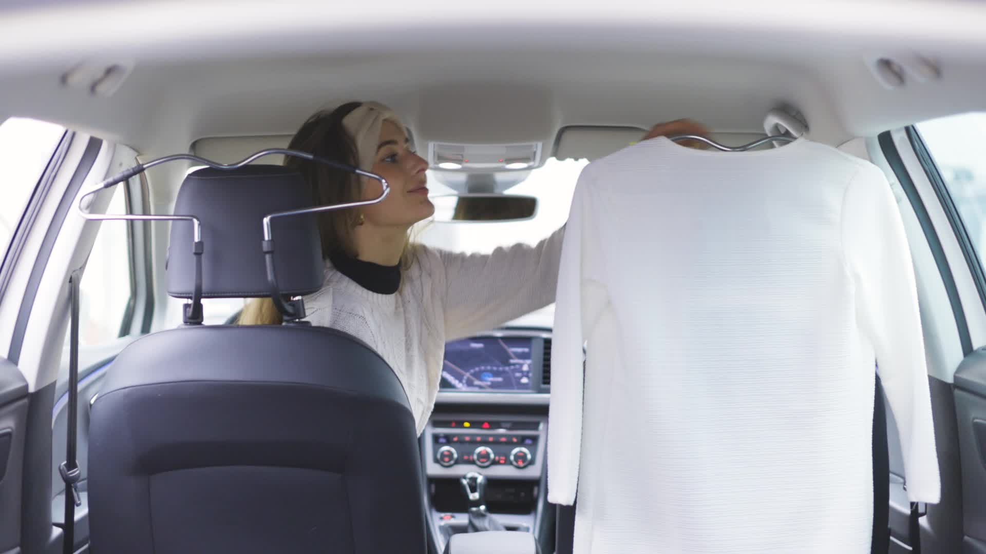 Relaxdays Auto Kleiderbügel für Kopfstütze, Jackenhalter im Produktbild-Vorschau 7