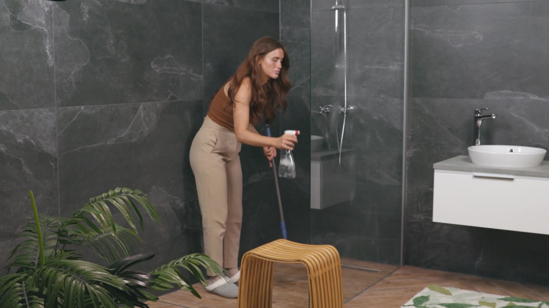 Relaxdays Wasserschieber mit Teleskopstiel, HxB: 84–135 x Produktbild-Vorschau 7