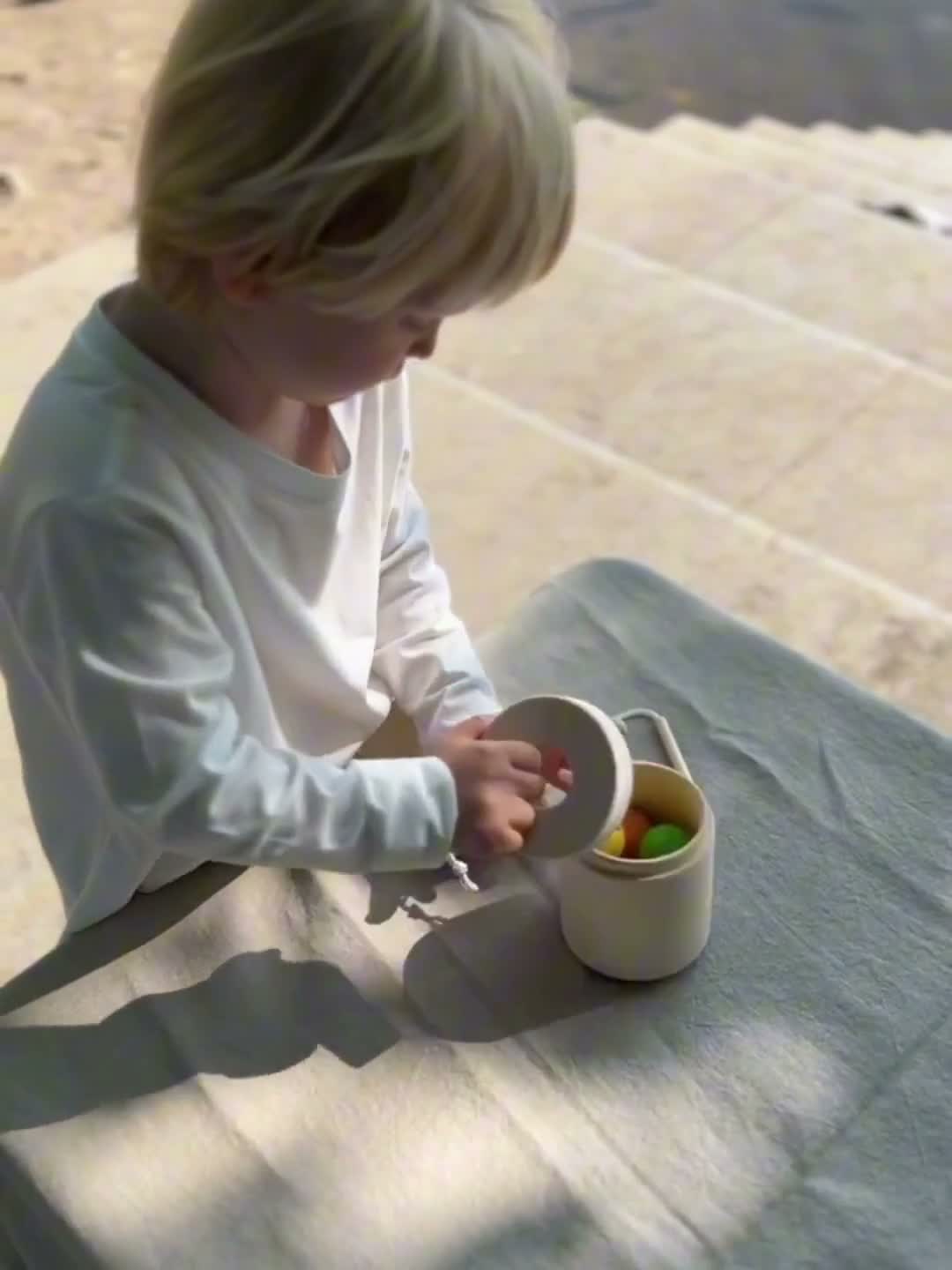Ulanik Montessori Fädelspiel „Topf und Schnürung“ – Produktbild-Vorschau 7