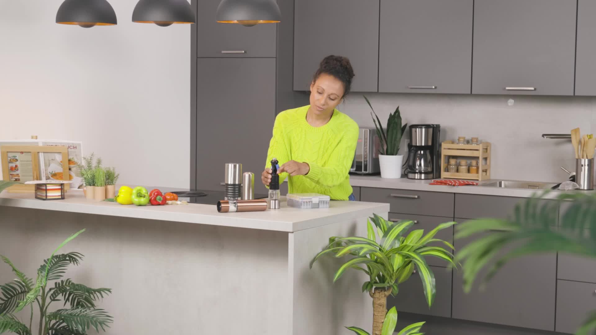 Relaxdays Batteriebox mit Tester, für 60 AA & AAA Produktbild-Vorschau 7