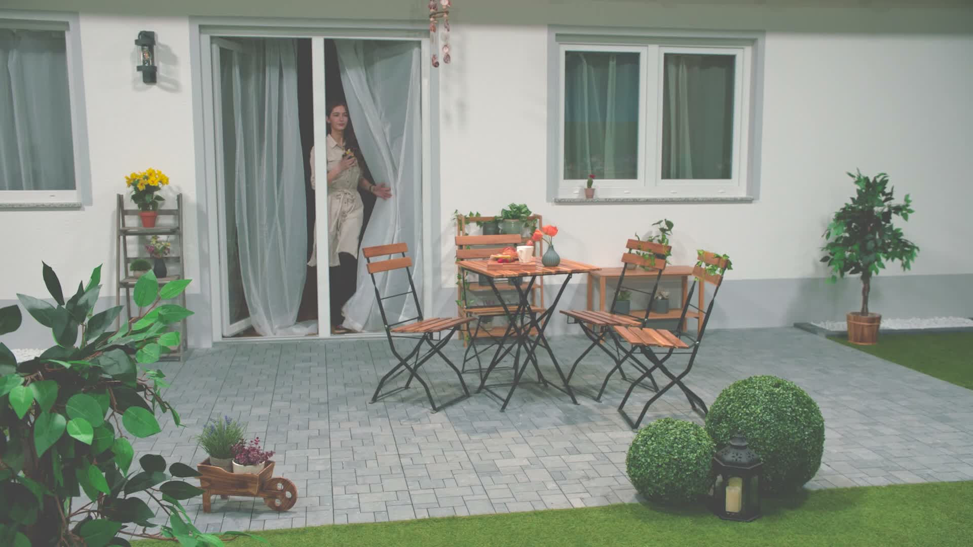 Relaxdays Gartenzwerg mit Laterne, wetterfest, frostsicher, Produktbild-Vorschau 7