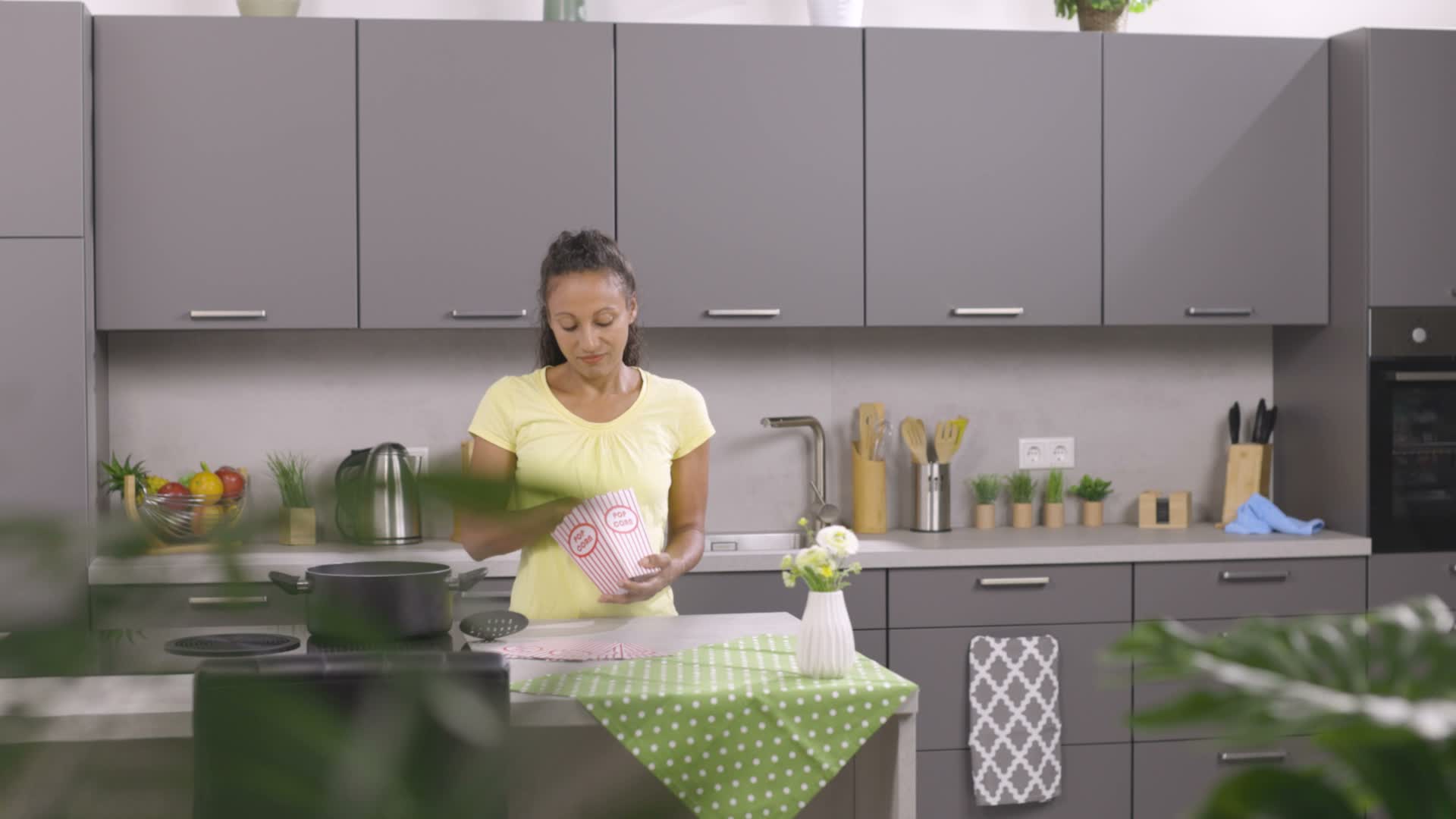 Relaxdays Popcorntüten, 72er Set, gestreift, Retro-Optik, Produktbild-Vorschau 7