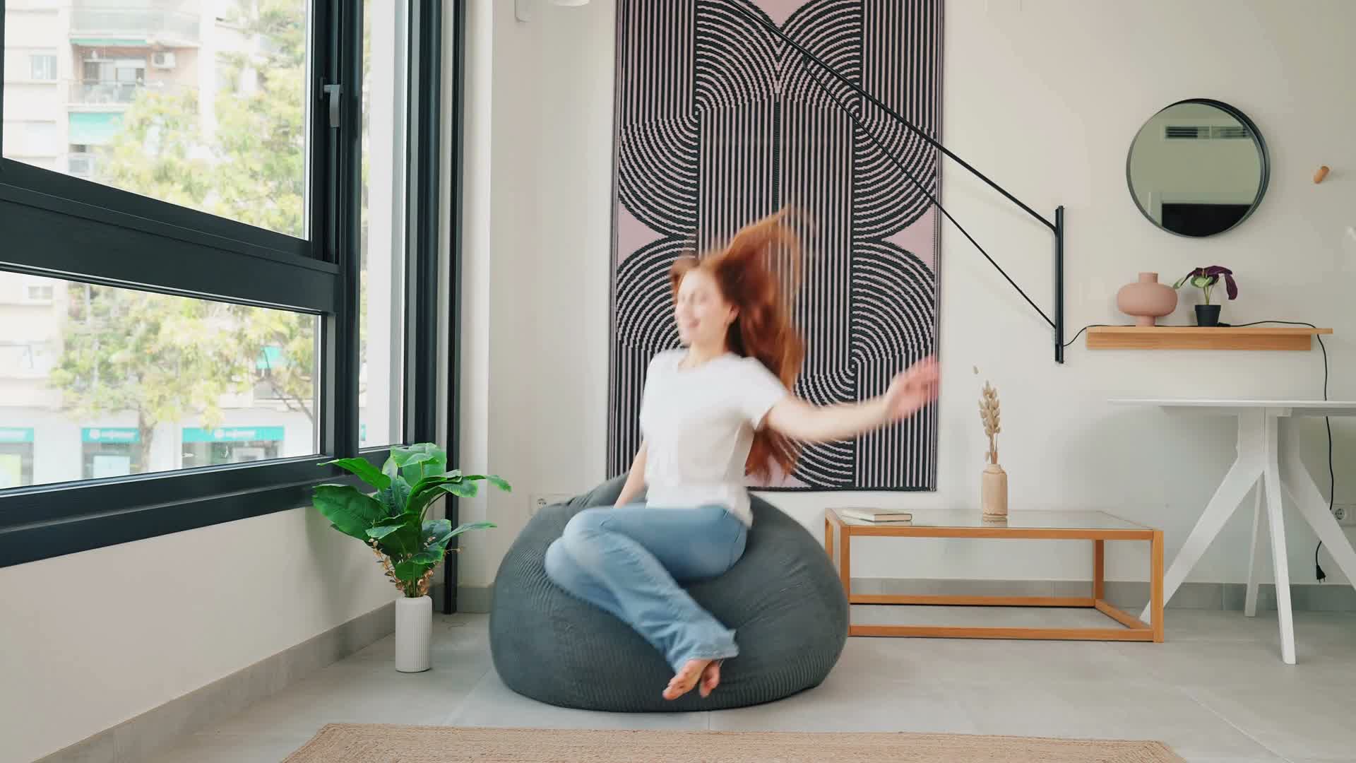 Pouf sacco in velluto a coste BANANAIR 105 x 85 cm grigio Anteprima dell’immagine prodotto 7