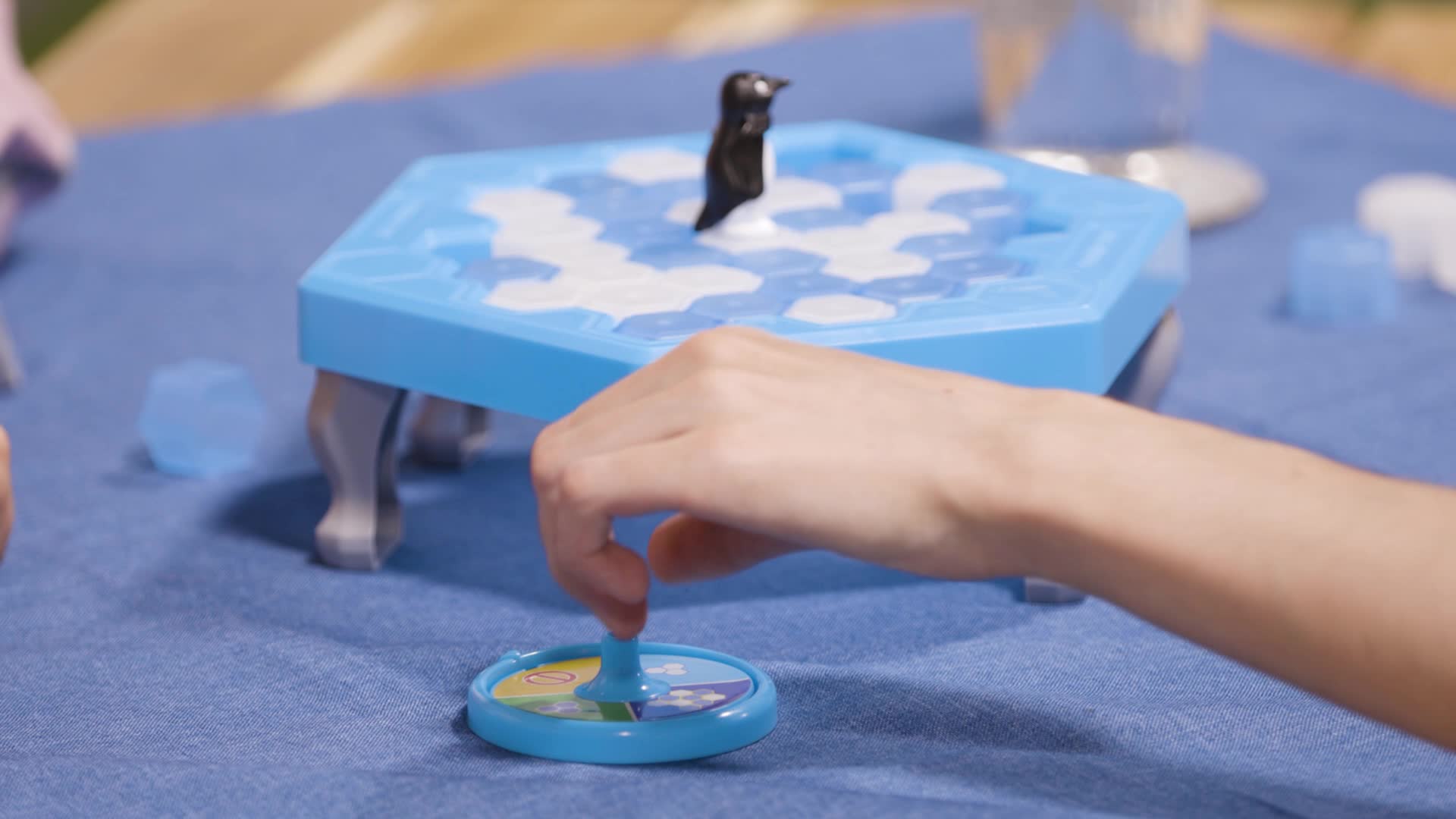 Relaxdays Pinguin Spiel, Kinderspiel ab 3 Jahre, Spielspaß Produktbild-Vorschau 7
