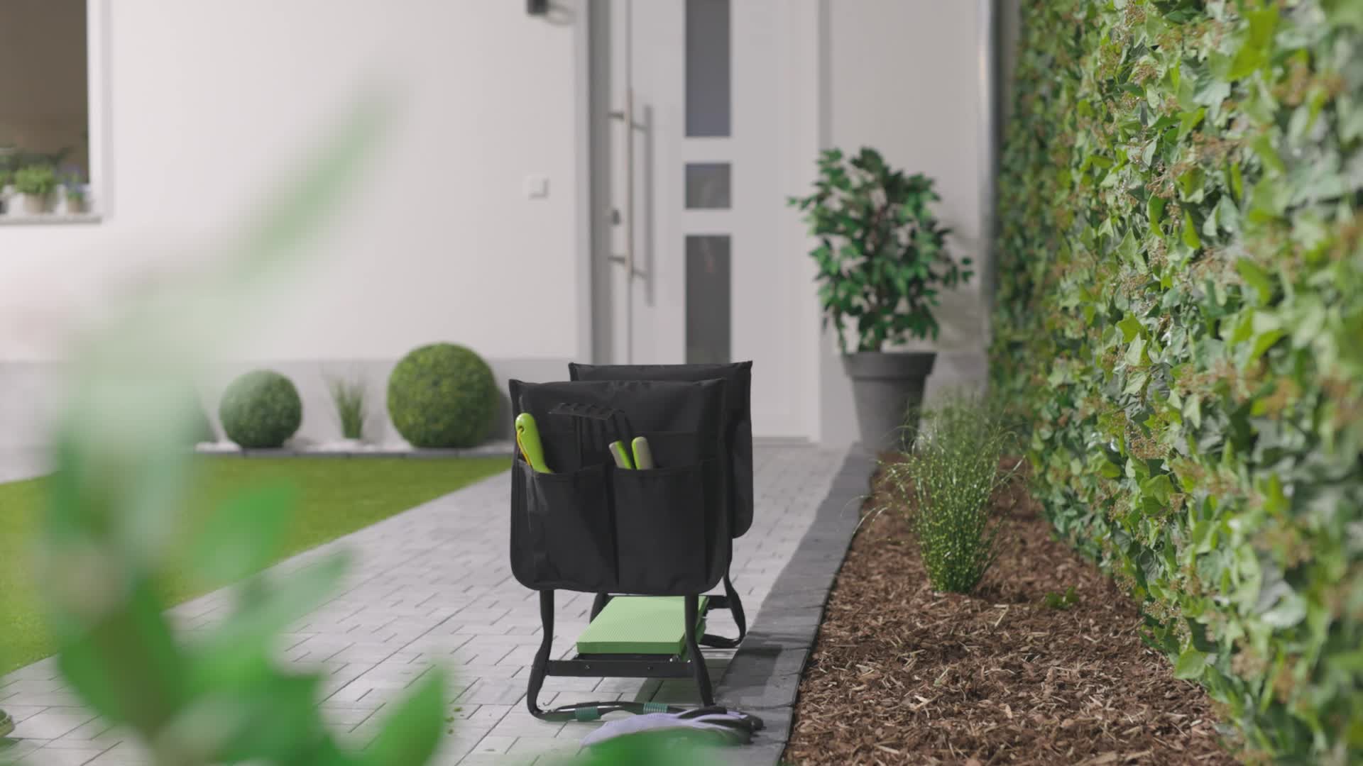 Relaxdays Kniebank für Gartenarbeit, klappbar, gepolstert, Produktbild-Vorschau 7