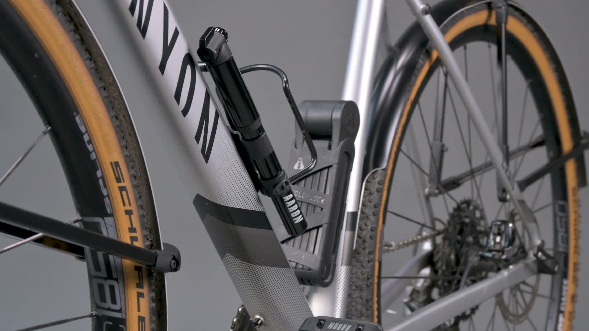 Famanu Mini-Fahrradpumpe für alle Ventile - schwarz/grau Produktbild-Vorschau 7