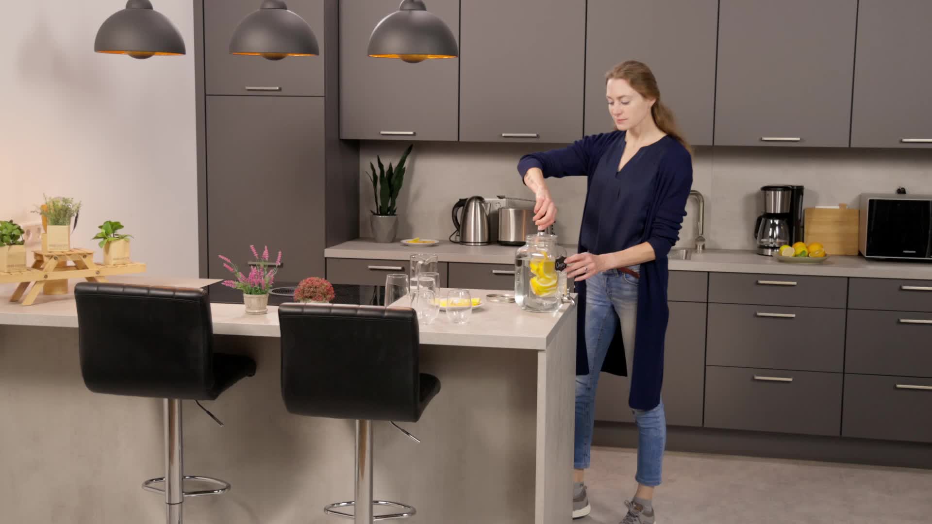 Relaxdays Getränkespender mit Fruchteinsatz, Limobehälter Produktbild-Vorschau 7