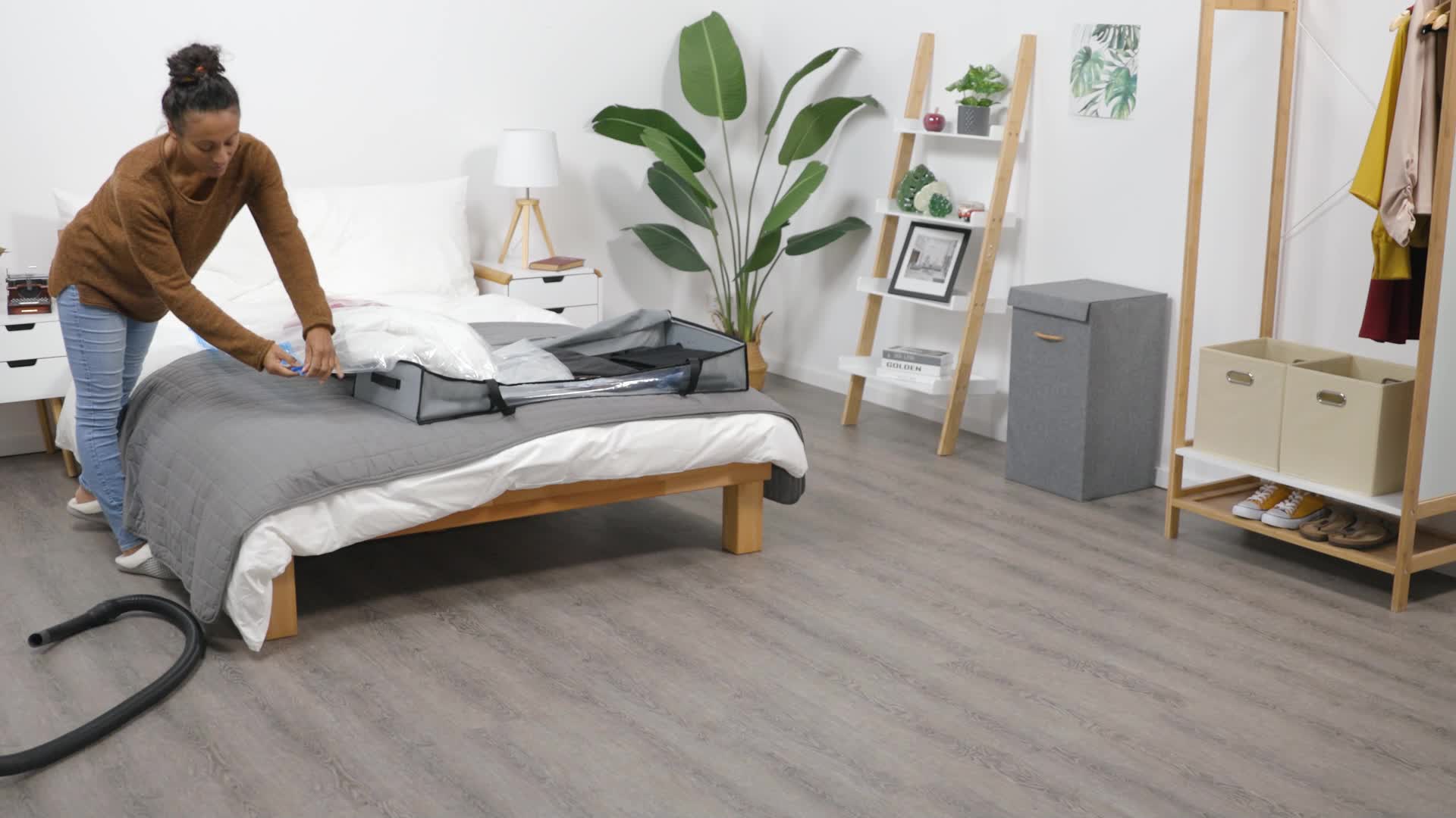 Relaxdays Unterbettkommode Vakuum 2er Set HBT 15x100x45 cm, Produktbild-Vorschau 7