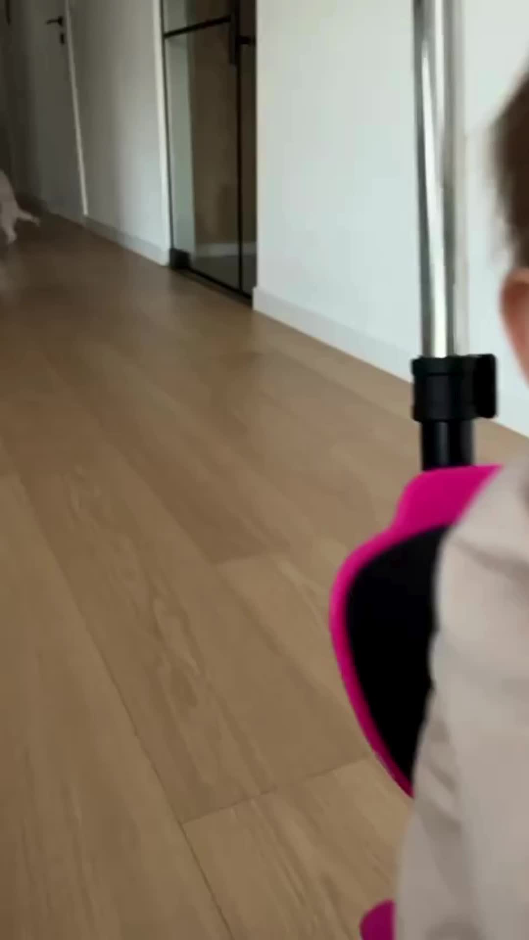 Asato Kinderscooter 5-in-1 mit LED-Rädern, Sitz und Produktbild-Vorschau 7