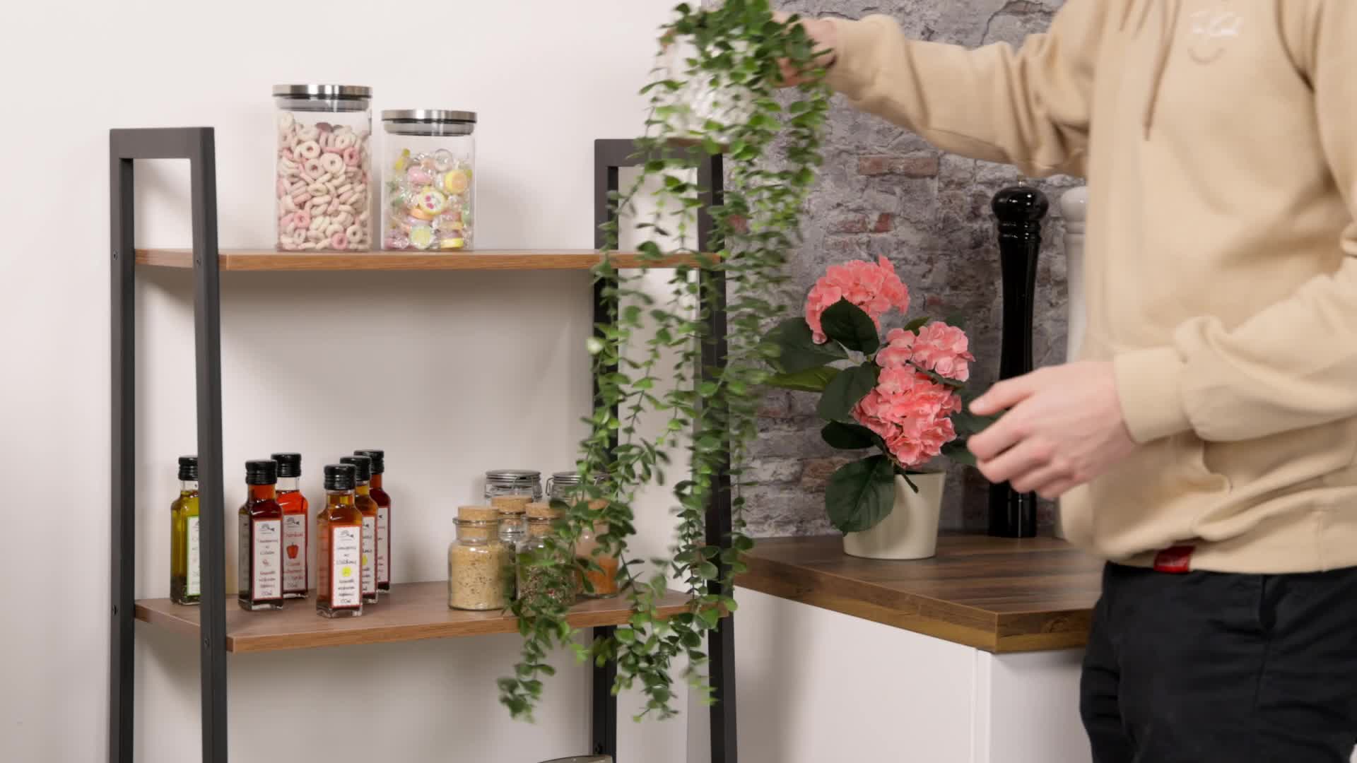 Relaxdays künstliche Hängepflanzen im 2er Set, hängende Produktbild-Vorschau 6