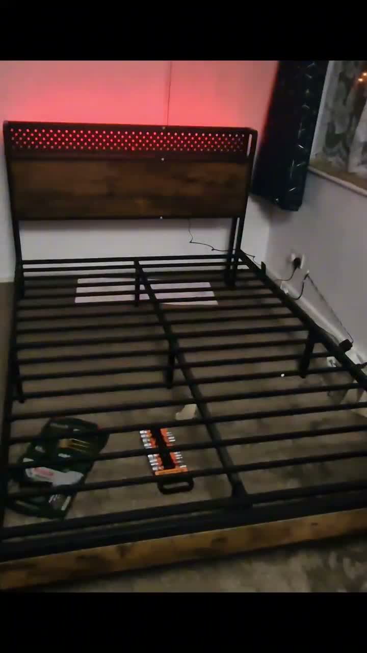 Bettgestell 140x200 cm mit Lochwand-Kopfteil, Metallbett Produktbild-Vorschau 7