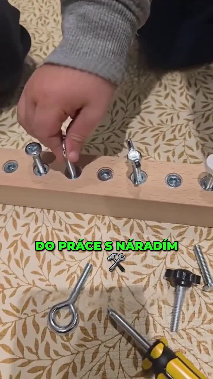 Montessori drevená skrutkovacie doska, hračka na rozvoj Náhľad obrázku produktu 6