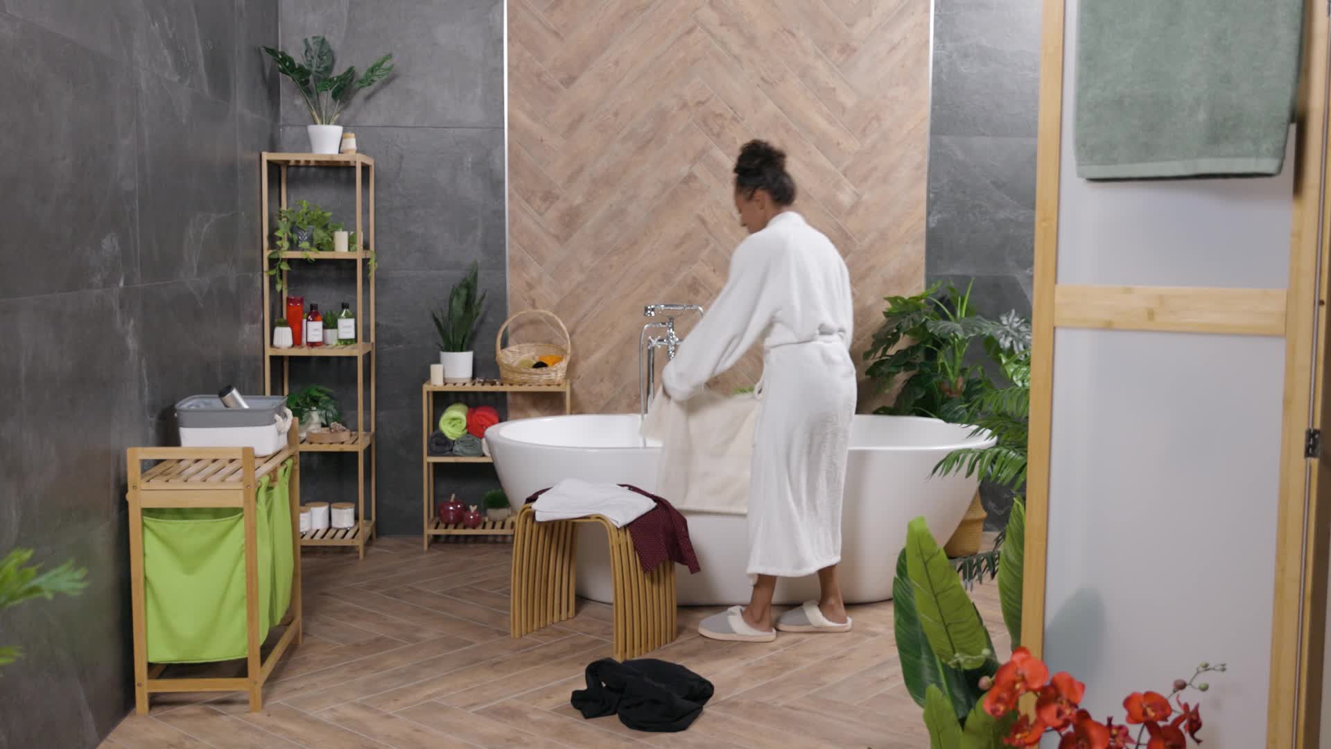 Relaxdays Wäschekorb Regal, ausziehbar, HBT: 73 x 64 x 33 Produktbild-Vorschau 7