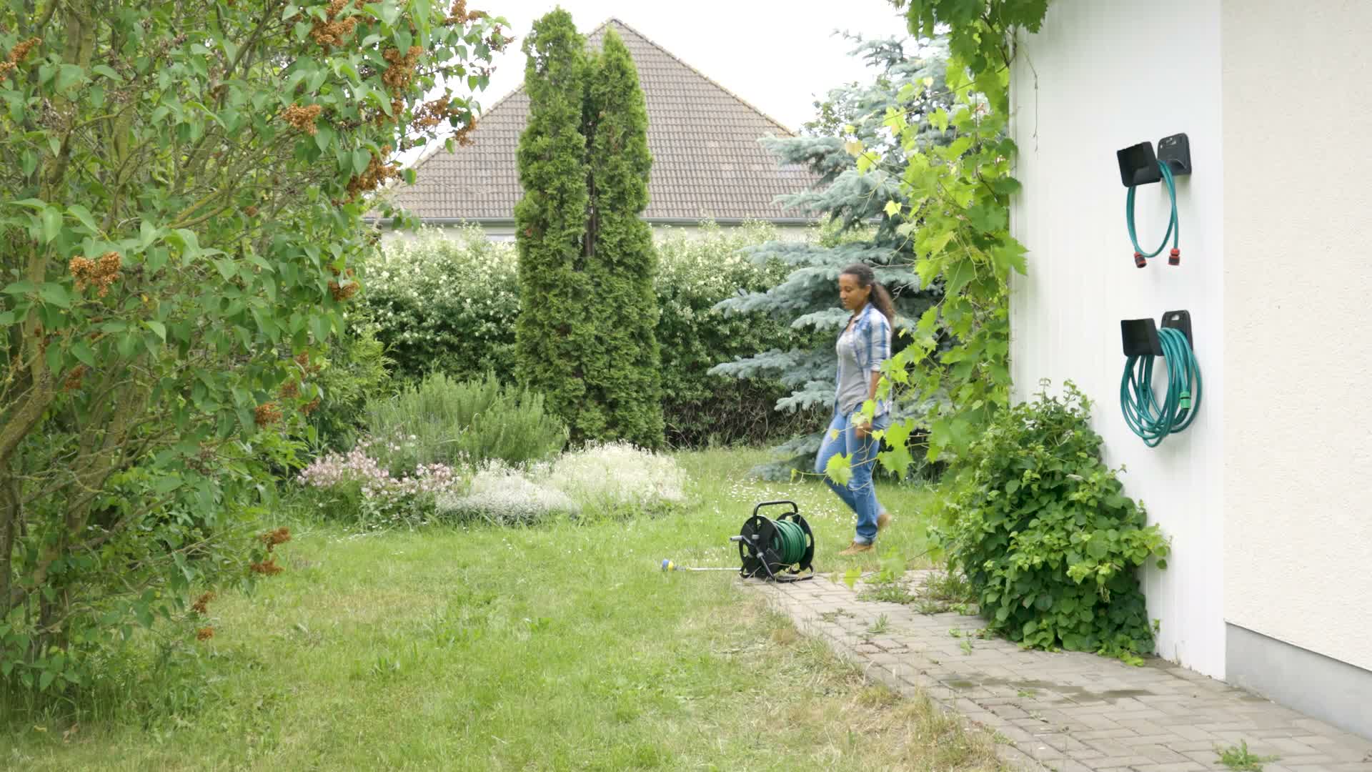 Relaxdays Schlauchhalter, 2er Set, Wandschlauchhalter aus Produktbild-Vorschau 7