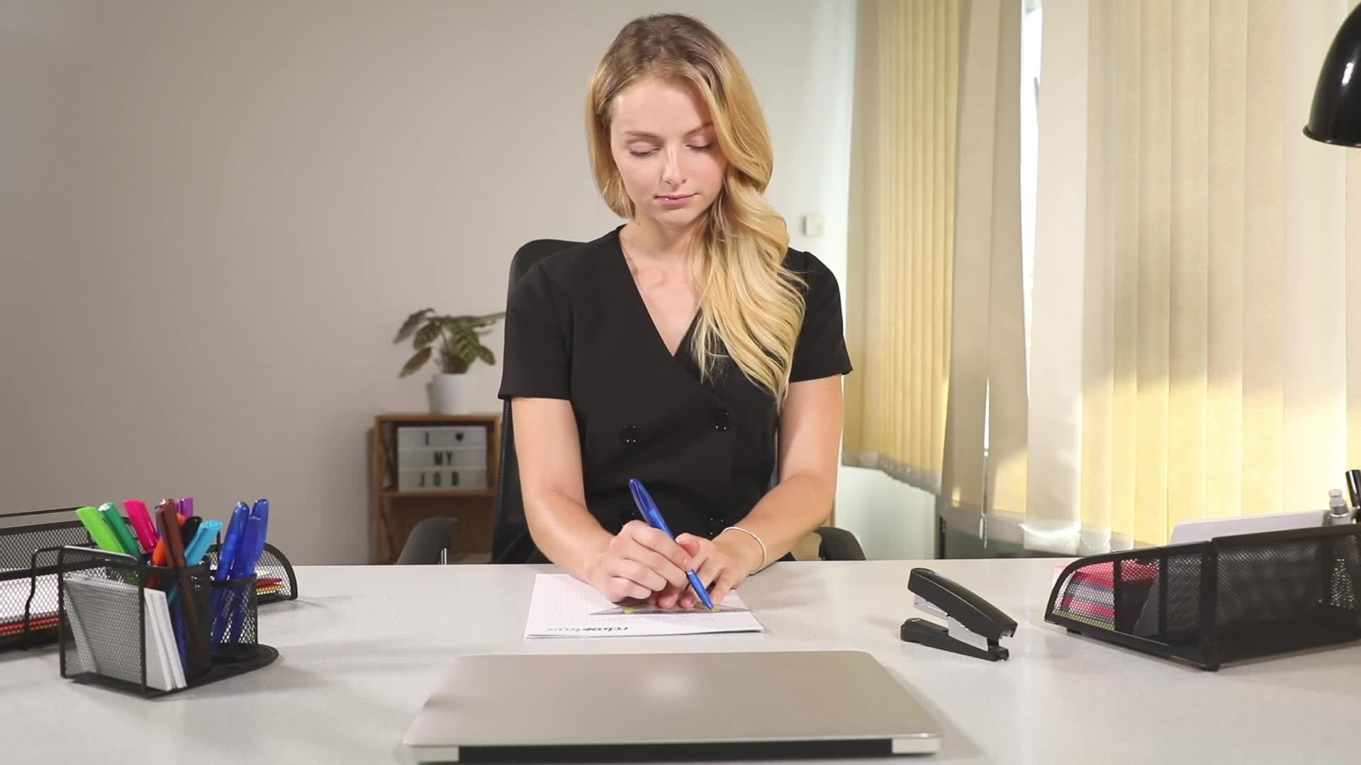 Relaxdays stapelbare Dokumentenablage, Büro Briefablage aus Produktbild-Vorschau 5