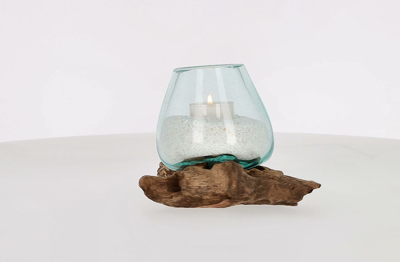 Windlicht aus recyceltem Glas auf Wurzelholz - Produktbild-Vorschau 7