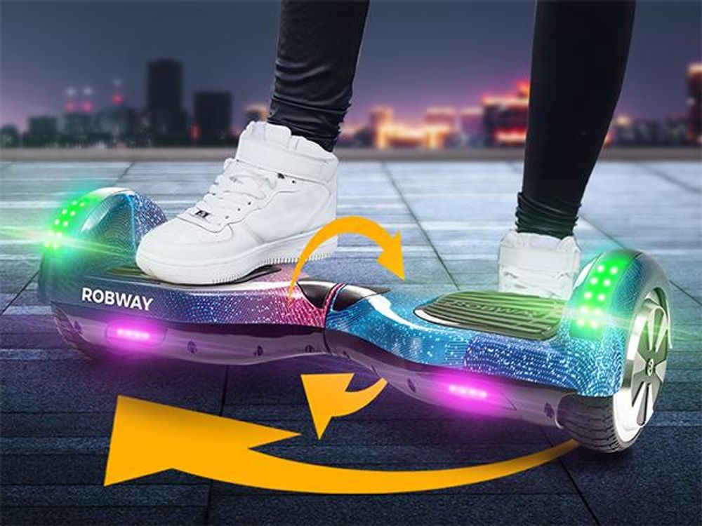 ROBWAY W1 Hoverboard | Elektroroller 700 Watt - 6,5 Zoll - 15 km/h - Bluetooth - LEDs - Soundeffekt - Smart Elektro Scooter - Jugendliche & Erwachsene