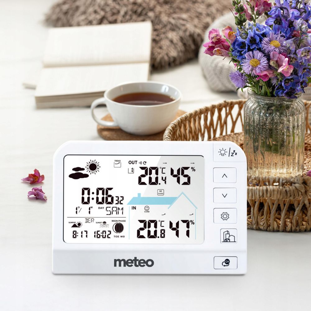 DCF-Funkuhr und Datumsanzeige der METEO SP204.