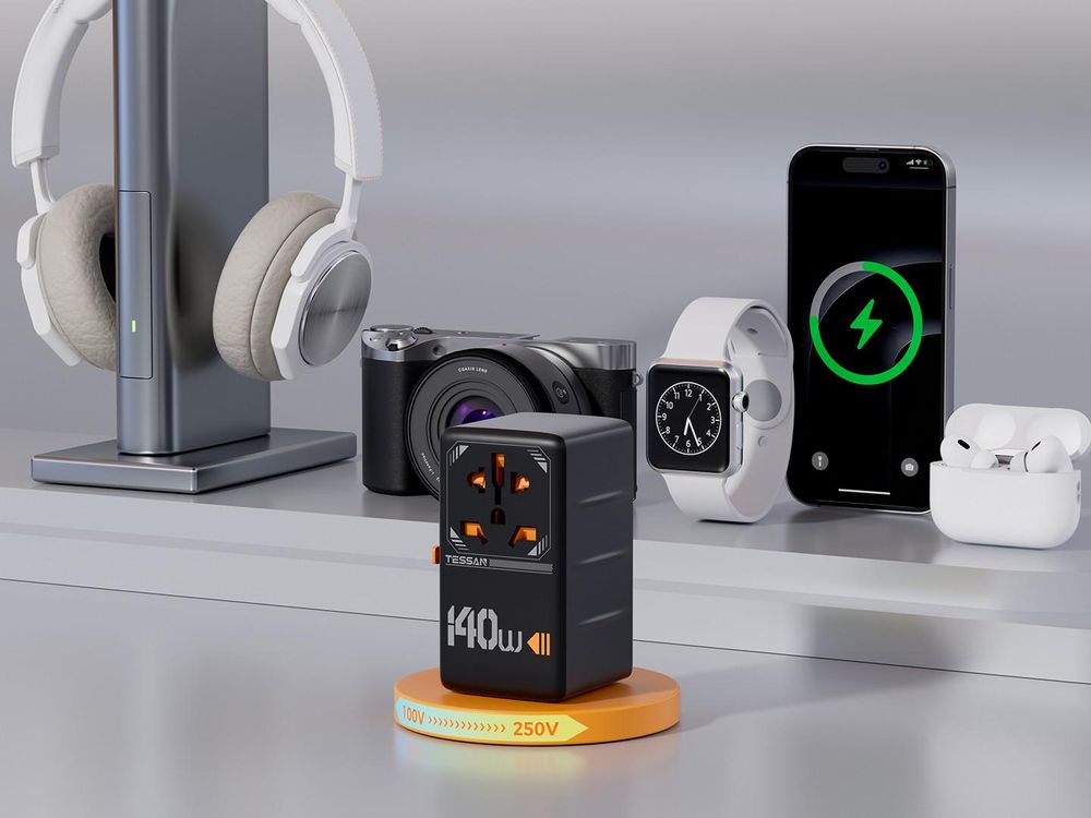 TESSAN Universal Reiseadapter 140W GaN Internationaler Steckeradapter mit 3 USB-C und 1 USB-A Typ C/G/A/I Schwarz