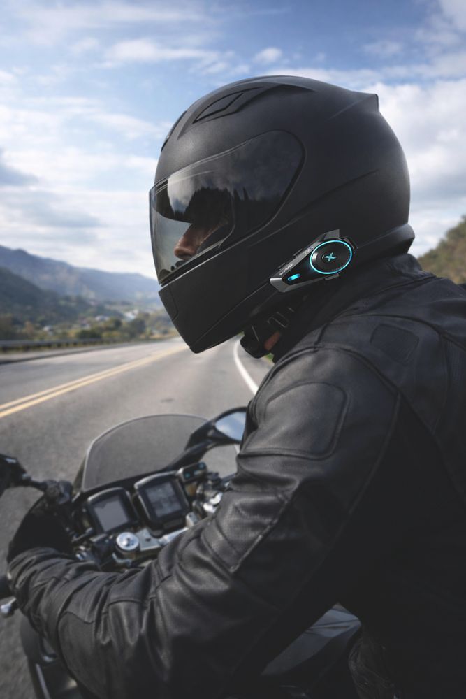 Interfono moto FARROT D10 Mesh per comunicazione di gruppo fino a 4 persone
