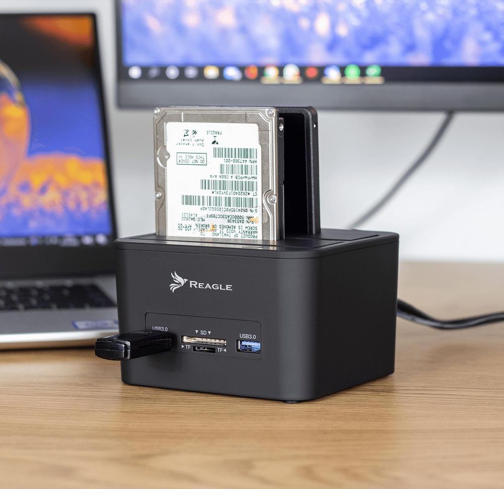 REAGLE SATA HDD SSD Docking Station 2.5 3.5 Zoll Offline Klonfunktion USB 3.2 Hub Kartenleser SD TF Adapter 5Gbps für Backup Datentransfer bis 16TB