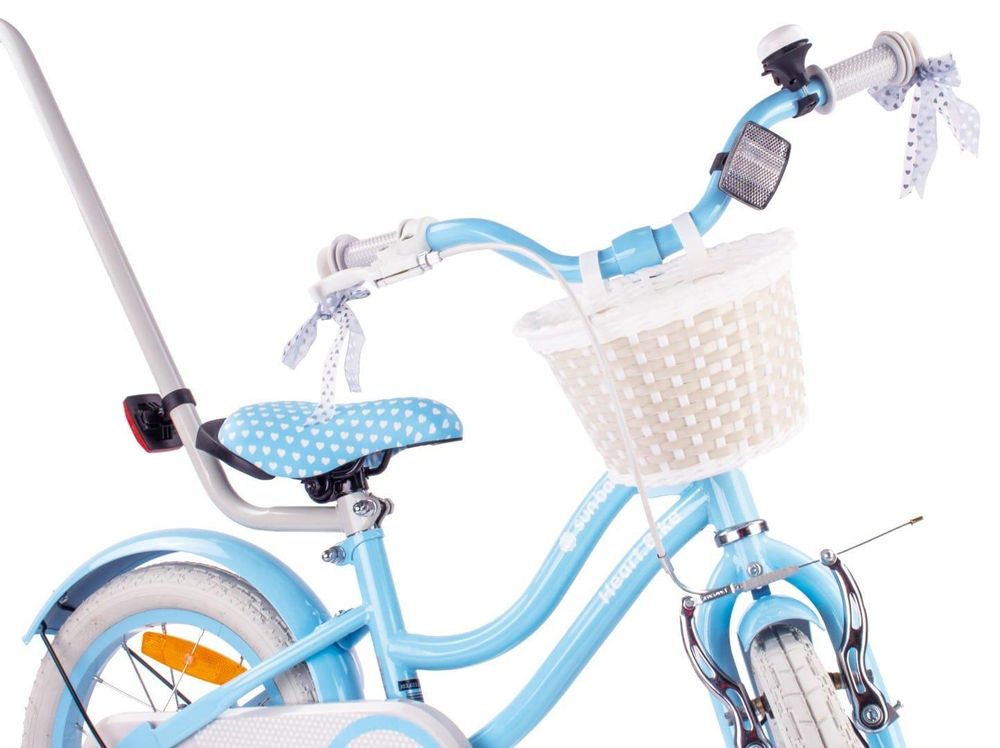 Manillar con cesta, timbre y cintas decorativas