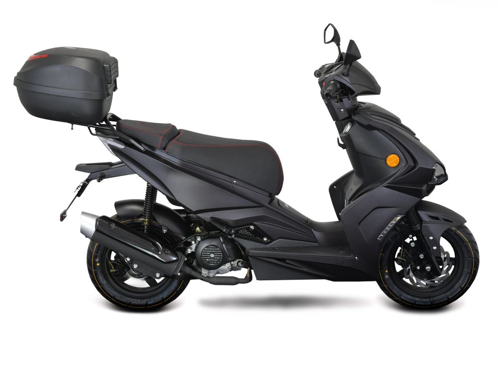 Motorroller Striker 50ccm 45 km/h Euro 5,LED, mit Top Case - mattschwarz GT Union