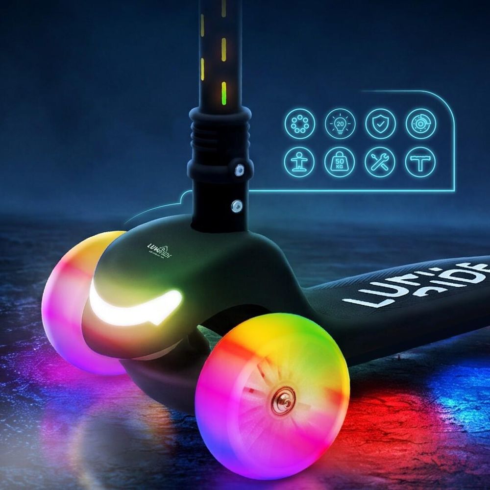 Vorderräder des Rollers mit bunten LED-Lichtern, Nahaufnahme
