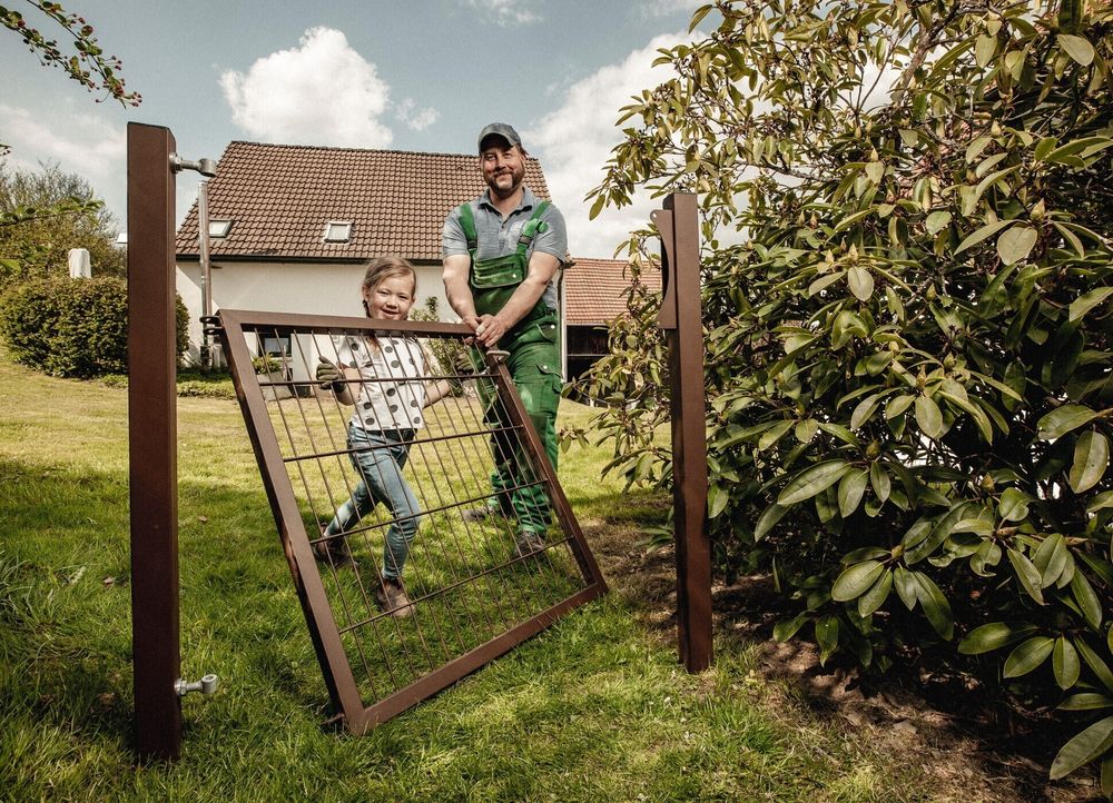 Alberts Doppeltor Flexo mit Zubehör, zum Einbetonieren, feuerverzinkt, Breite 300 cm, Höhe 140 cm