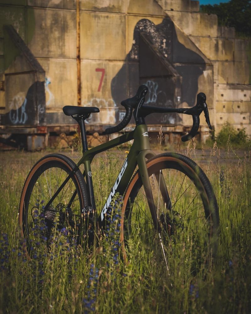Rinos Sandman im Reisemodus mit Bikepacking-Ausrüstung