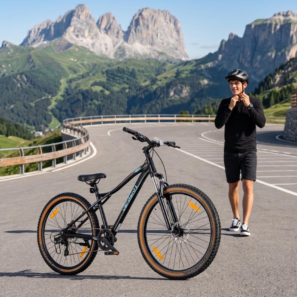 Bicicleta SUN BABY aparcada en entorno montañoso