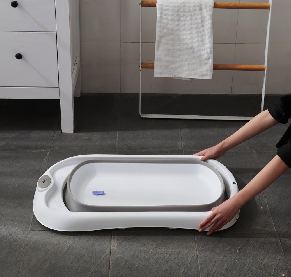 GROSS BEIM BADEN. KLEIN BEIM VERSTAUEN.