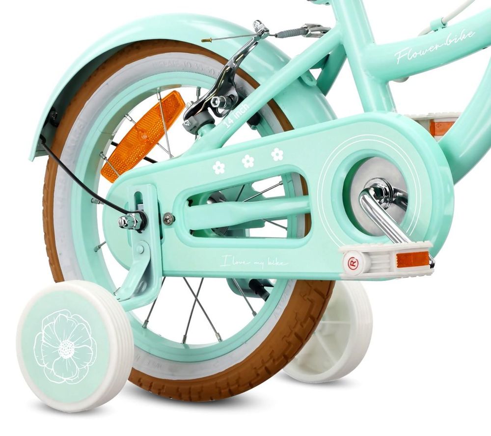 Kettenschutz und Reflektoren am Kinderfahrrad, Nahaufnahme