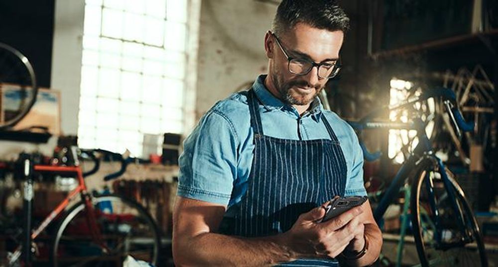 Hammer Forge 2G – Wasserdichter, Robuster, Geschützter Mobiltelefon